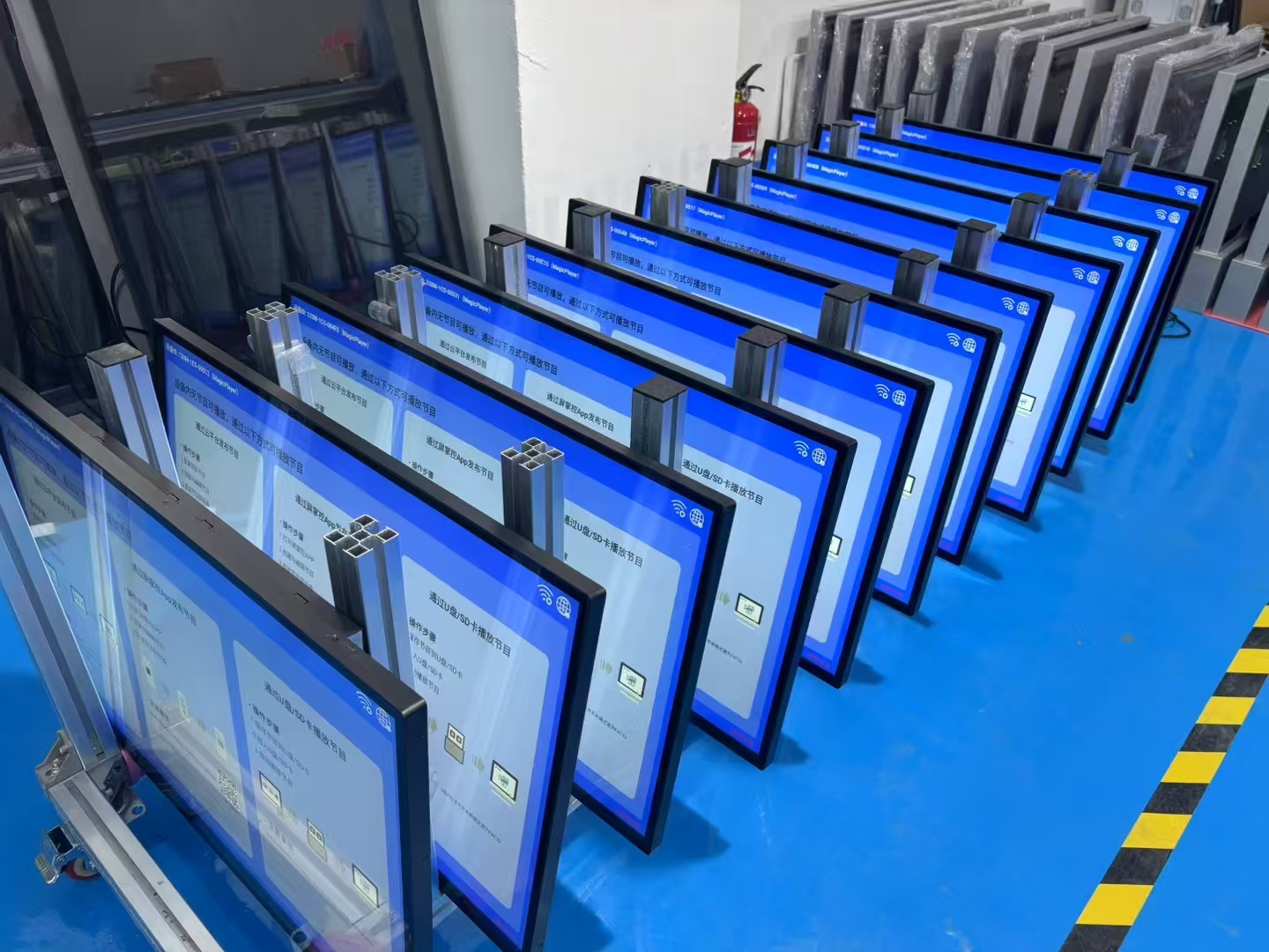 壁挂液晶广告机与电视机的不同之处(图1) 壁挂液晶广告机与电视机的不同之处(图1)