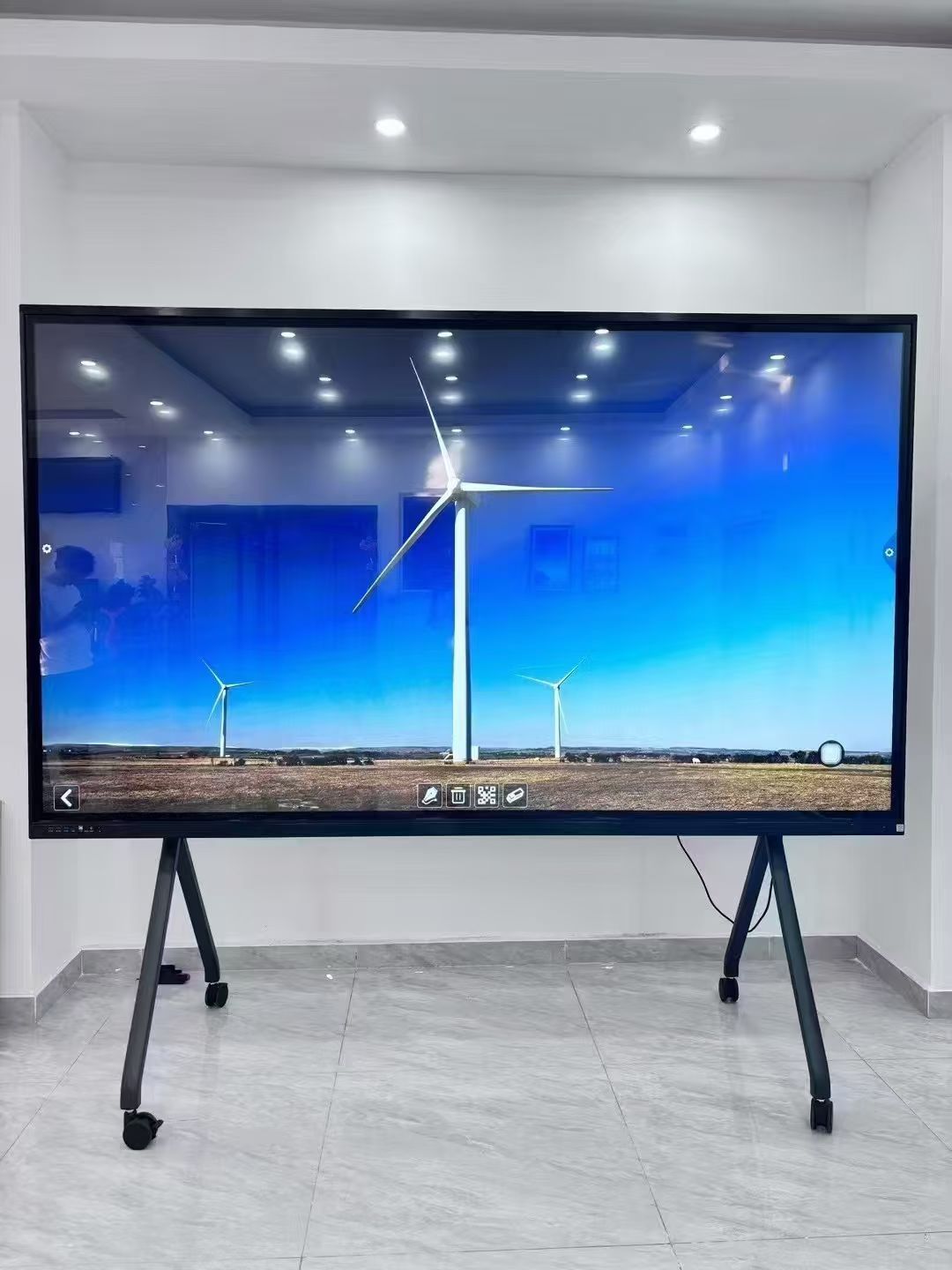 b8e3dca3448ee64c74b83dfab1e7e259.jpg 解锁高效会议新姿势:高格欣会议一体机5大核心参数+3大实用功能(图3)