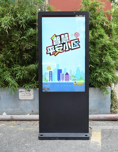 户外液晶广告一体机的多维落地实践场景应用